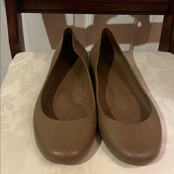 Okabashi Shoes - Okabashi Tan Women's Flats